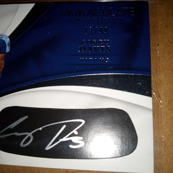 Corey Davis x2 Immaculate/#7 pick 1st round 2017!! - Picture 5 of 12